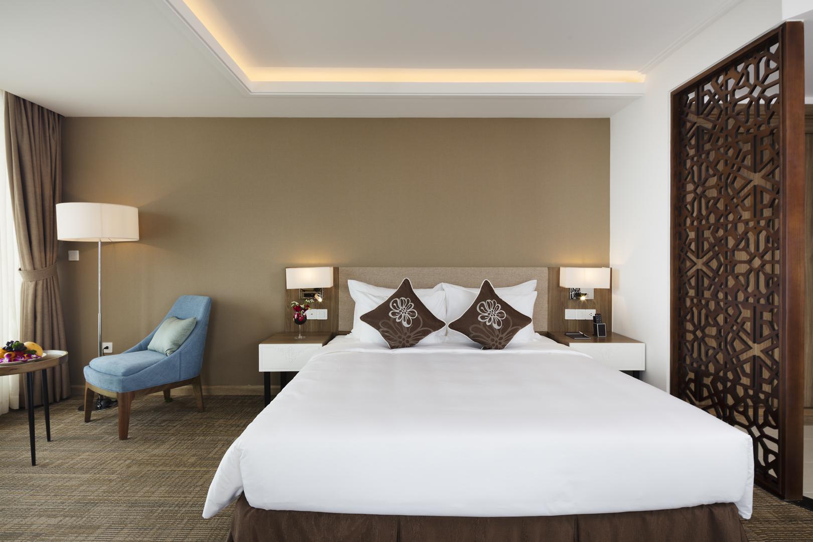 Comodo Nha Trang Hotel Exterior photo